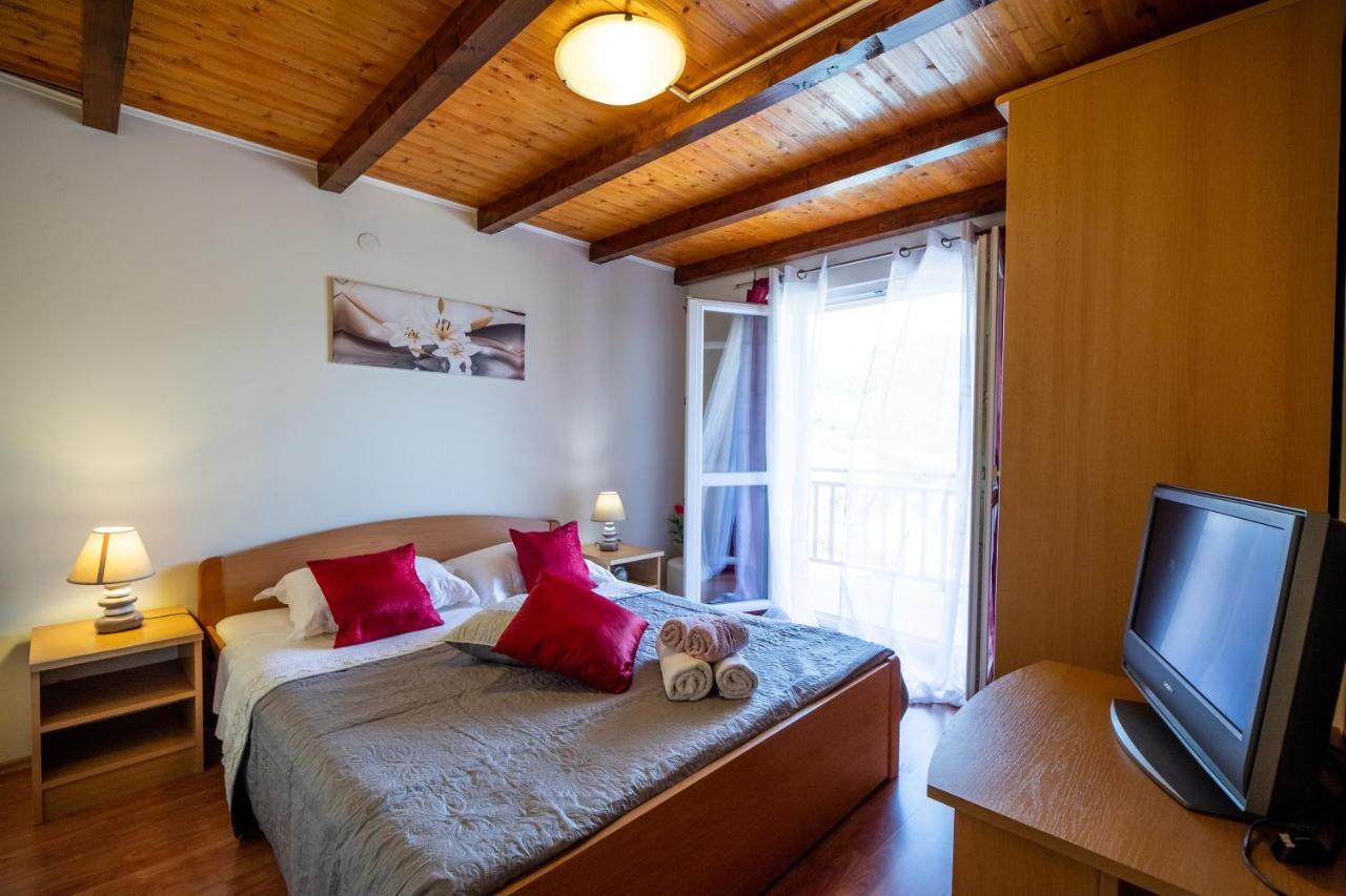 Apartment Maja'S Style Вела Лука Екстериор снимка